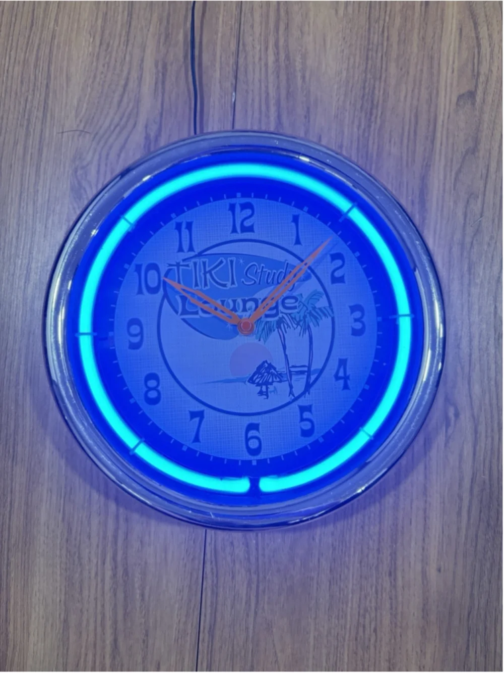 Tiki Lounge Blue Neon Wall Clock Bar Man Cave Tropical Tiki Bar Decor Working